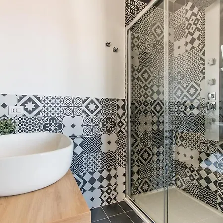 Le Pietrasantine - Centro Storico 4* Пьетразанта